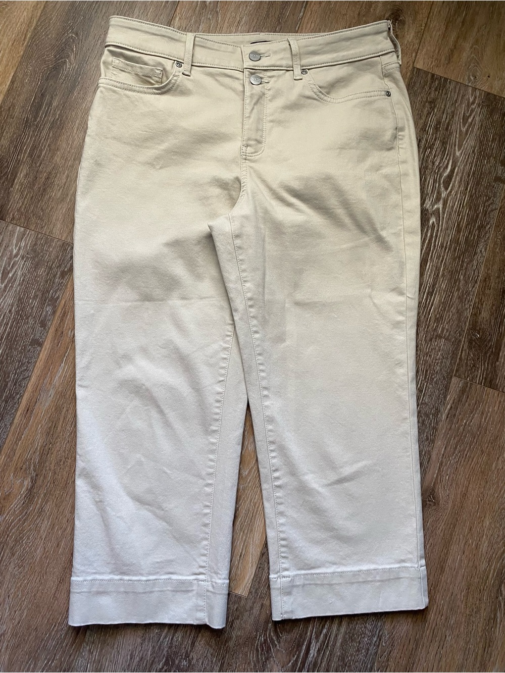 NYDJ Womens size 10 Tan Marilyn Cropped Pants Lift Tuck Cuffed Khaki Capris